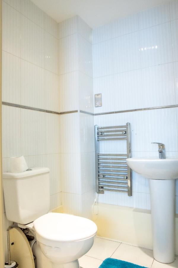 Newly Furnished Appartment Near Train Station Wolverhampton Luaran gambar
