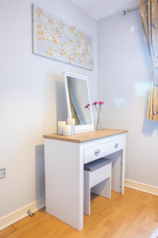 Newly Furnished Appartment Near Train Station Wolverhampton Luaran gambar